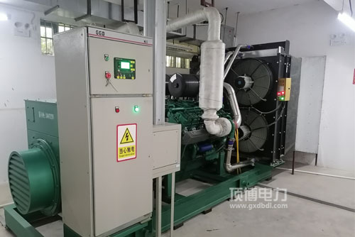 柴油發(fā)電機組控制面板是如何實(shí)現智能控制